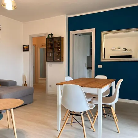 Elegant View - Balcony & Parking By Kibilu Affitti Brevi Apartment Luino