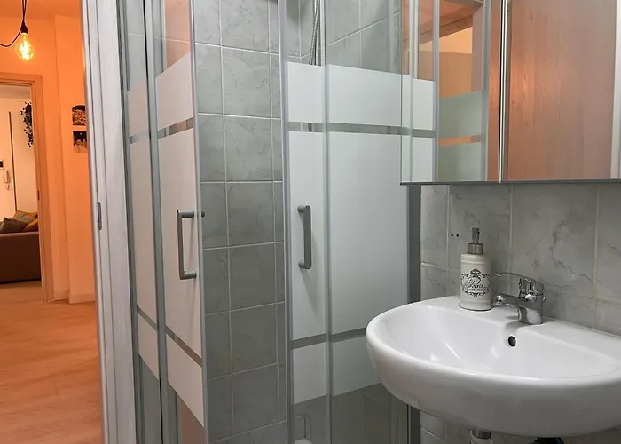 Apartment Kibilu - Elegant View - Balcony & Parking