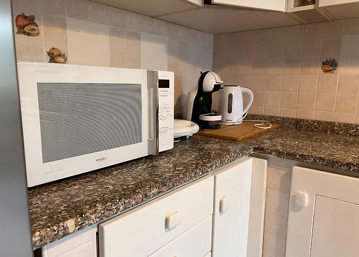 Kibilu - Elegant View - Balcony & Parking *