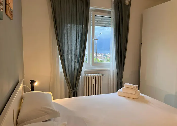 Kibilu - Elegant View - Balcony & Parking Appartement Luino